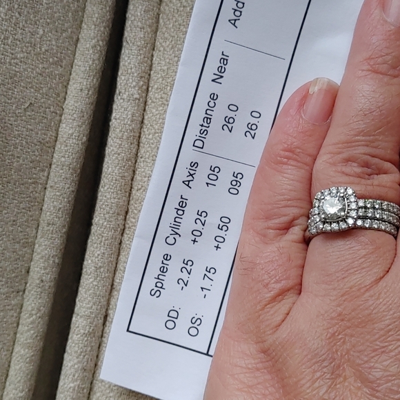 Oakley Kids Prescription eye glasses - Picture 8 of 8